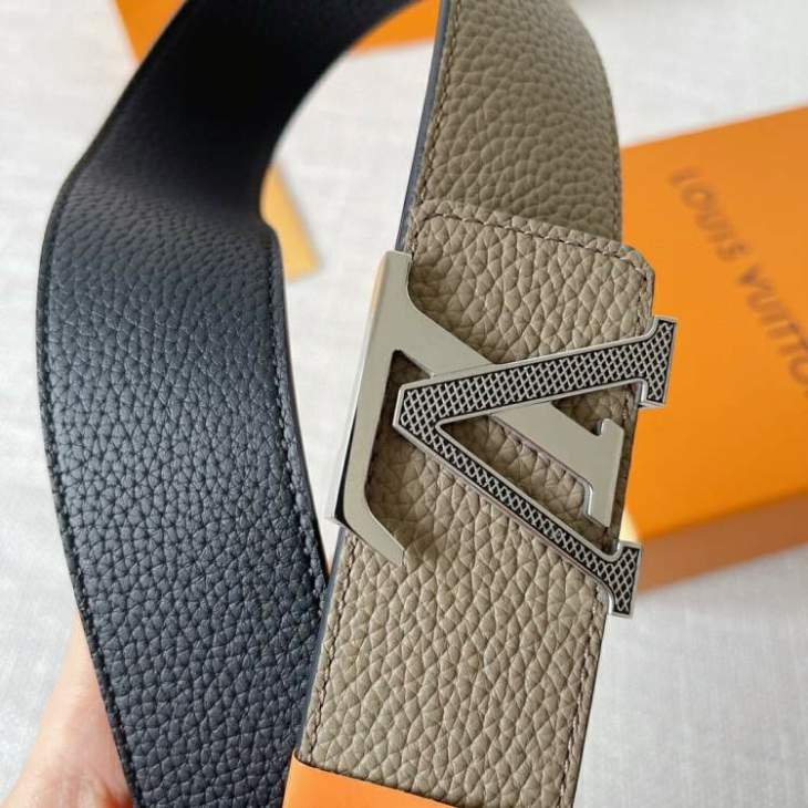 Picture of Louis Vuitton Belts _SKUfw132741081fw